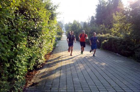 Pred kamerou to všetci hrajú na ťažkú pohodu