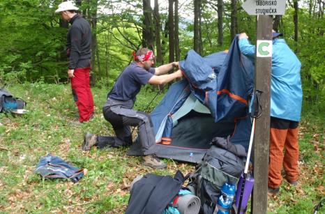 Ruské sedlo naše stany